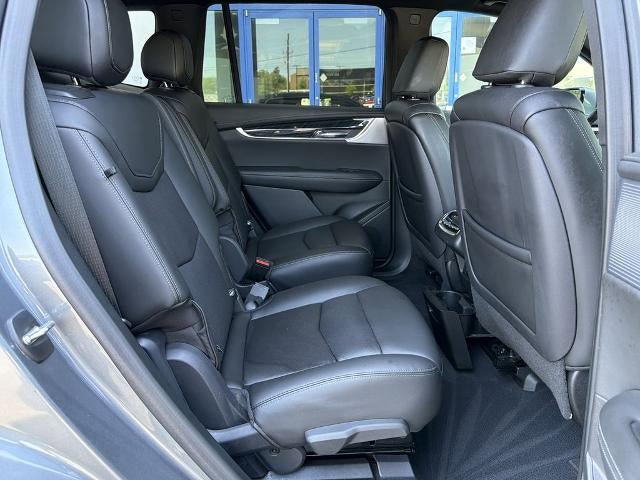 Certified 2022 Cadillac XT6 Premium Luxury AWD/4WD image 12