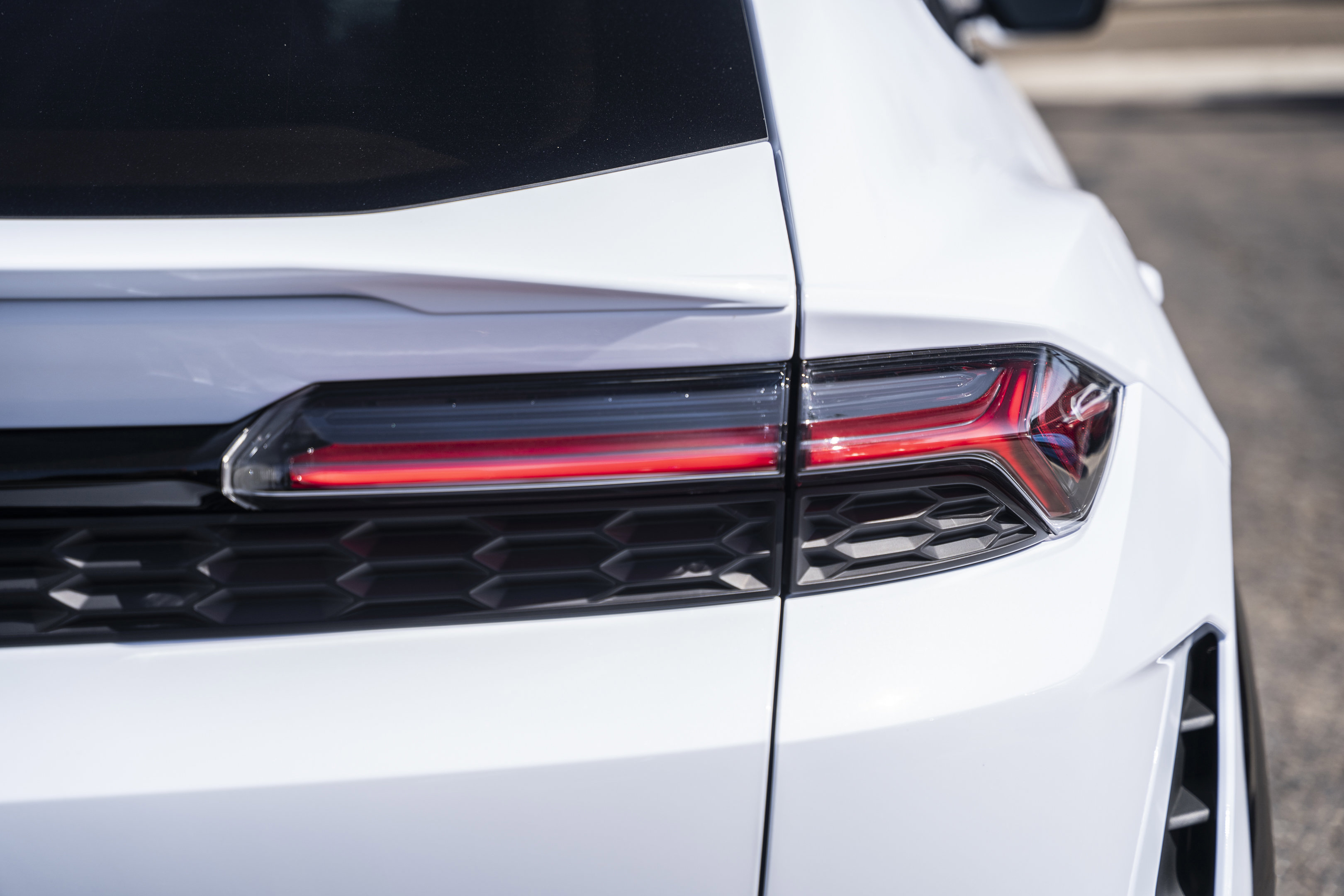 Used 2025 Lamborghini Urus SE AWD/4WD image 10