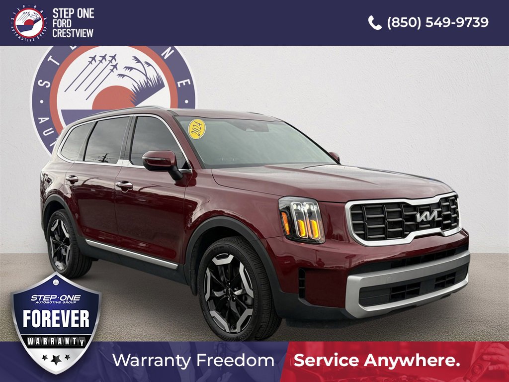 Used 2024 Kia Telluride S w/ S Sunroof Package