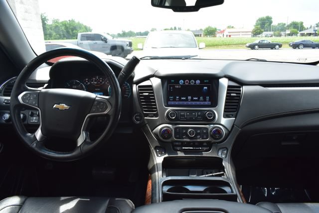Used 2019 Chevrolet Tahoe Premier w/ RST 6.2L Performance Edition AWD/4WD image 41