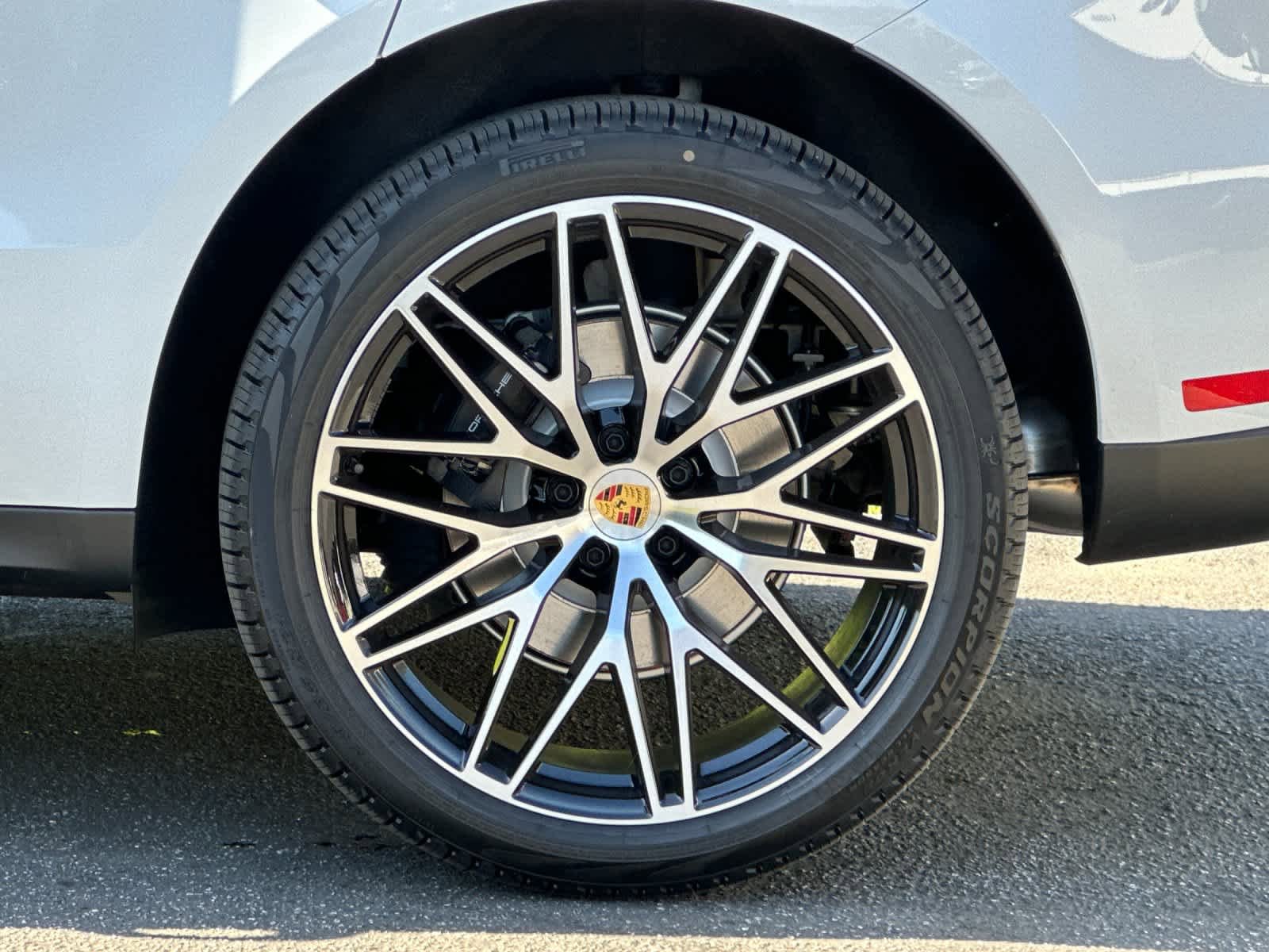 New 2026 Porsche Macan image 31