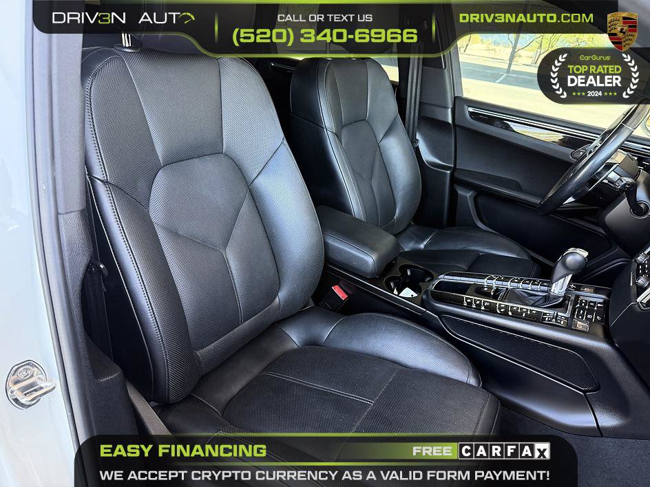 Used 2018 Porsche Macan AWD/4WD image 13