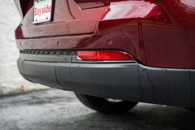 Used 2023 Jeep Grand Cherokee Altitude image 17