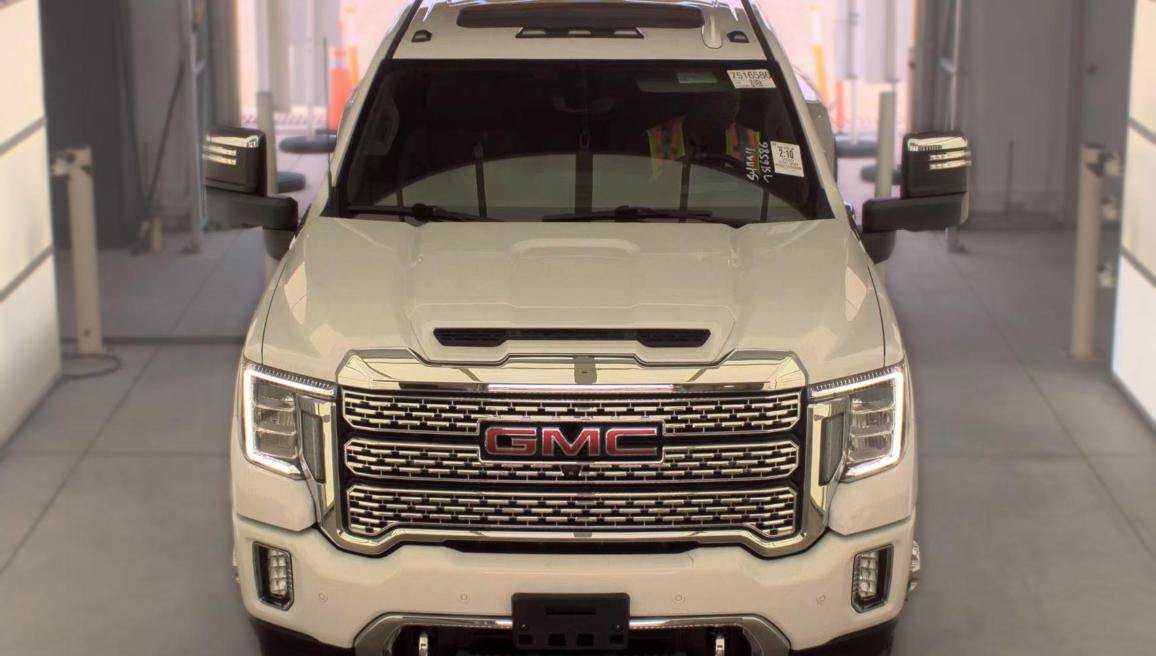 Used 2020 GMC Sierra 3500 Denali w/ Denali Ultimate Package AWD/4WD image 2
