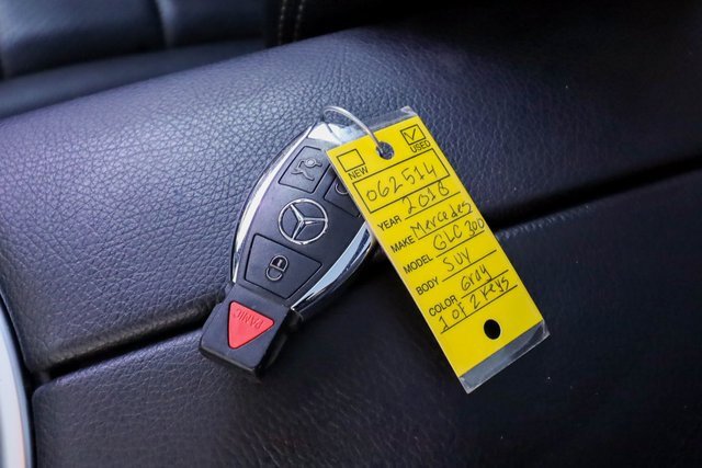 Used 2018 Mercedes-Benz GLC 300 4MATIC image 8