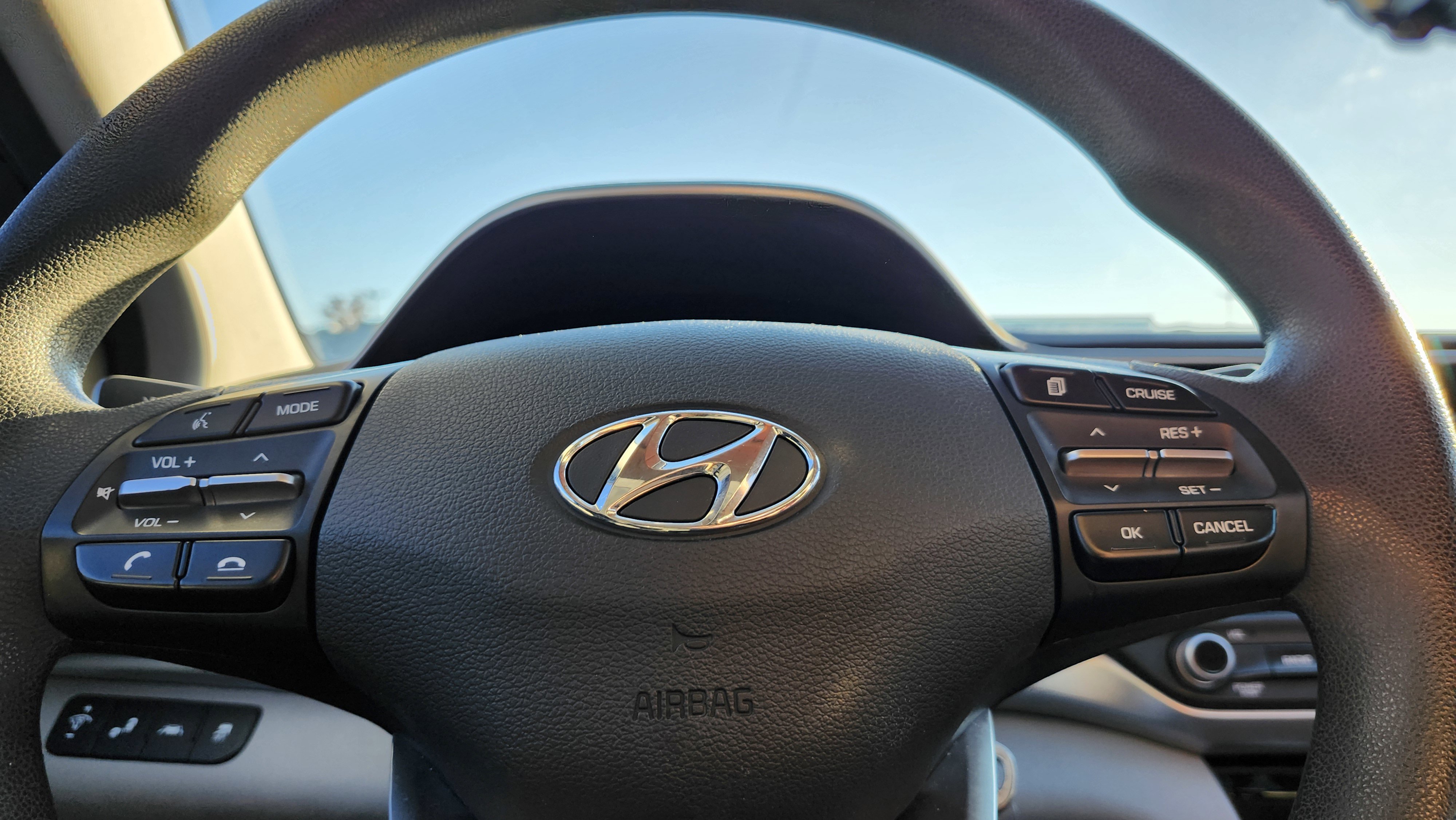 Used 2019 Hyundai Elantra SEL image 23