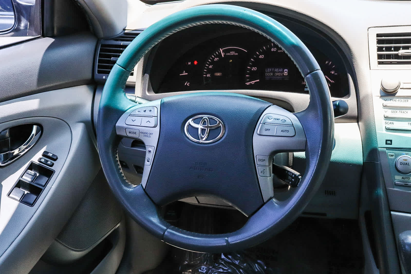 Used 2007 Toyota Camry Hybrid FWD image 19