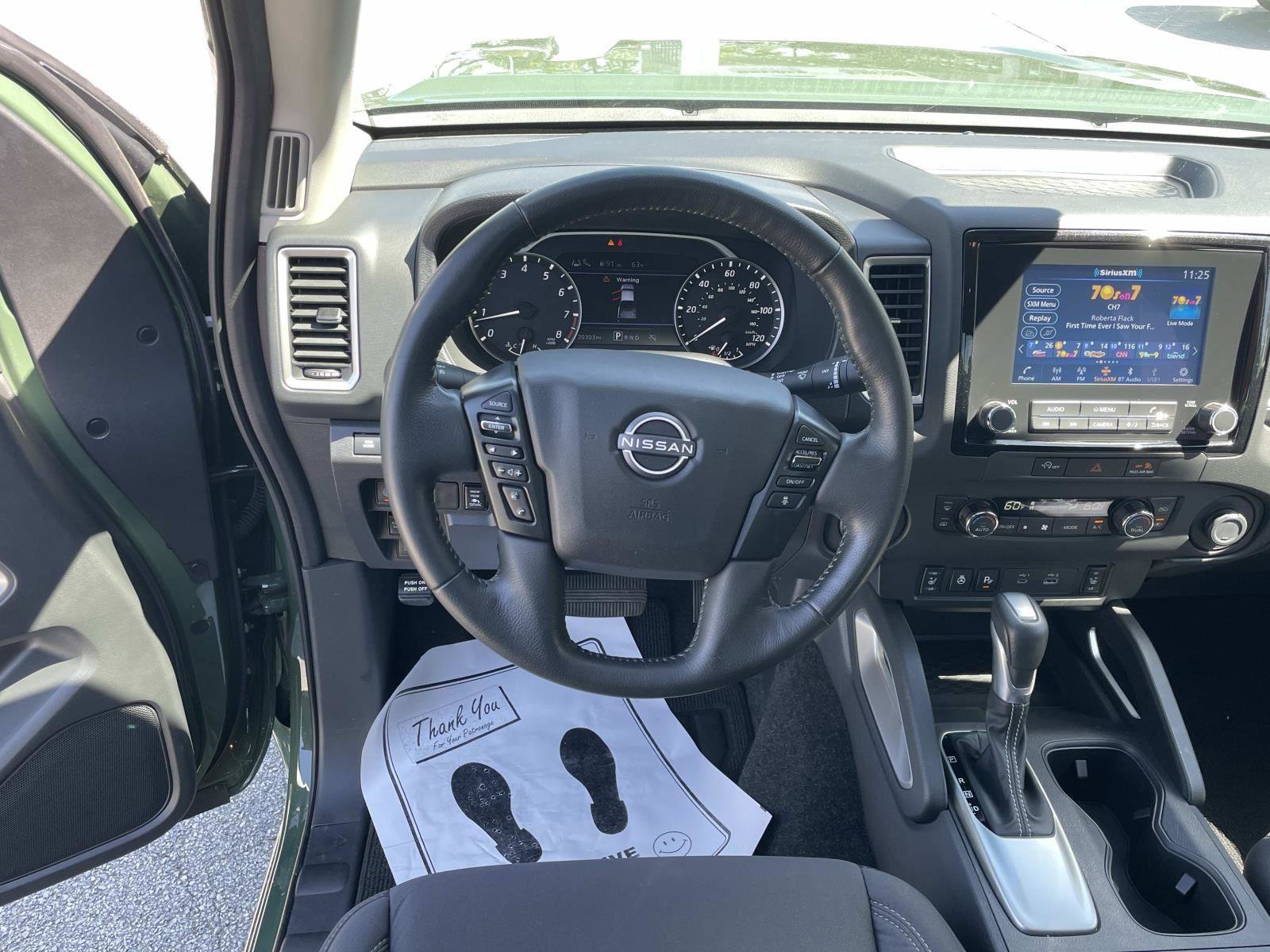 Used 2024 Nissan Frontier SV w/ SV Convenience Package image 10