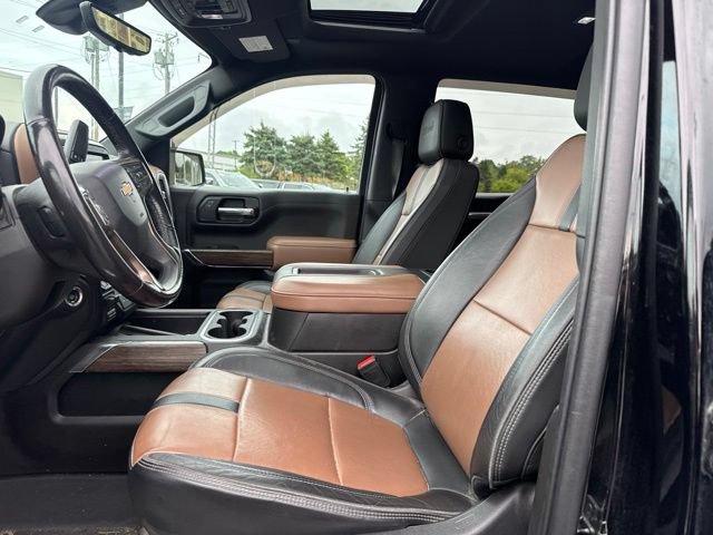 Used 2022 Chevrolet Silverado 1500 High Country w/ Technology Package AWD/4WD image 14