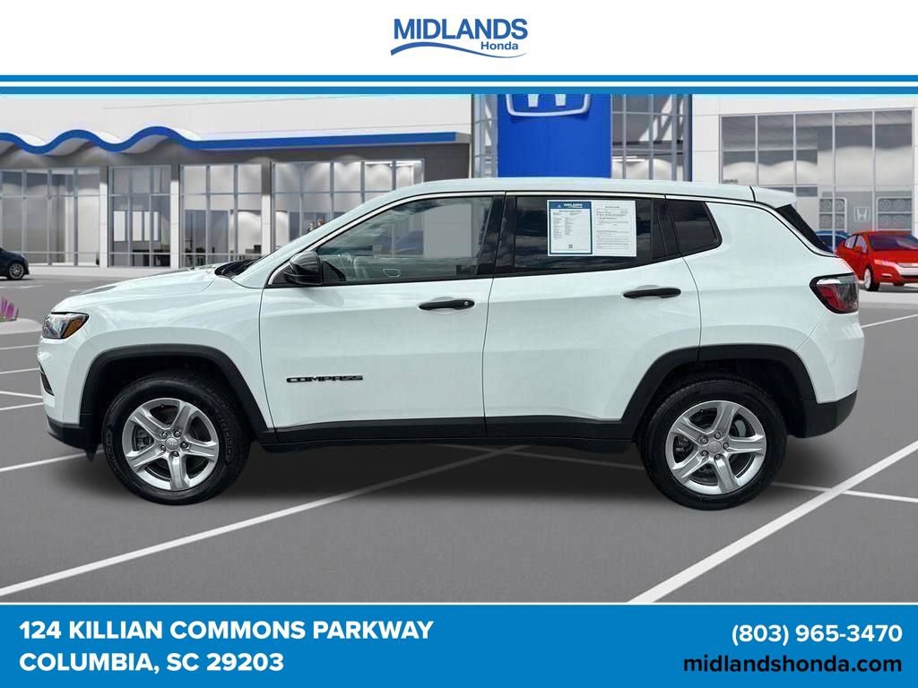 Used 2023 Jeep Compass Sport AWD/4WD image 7