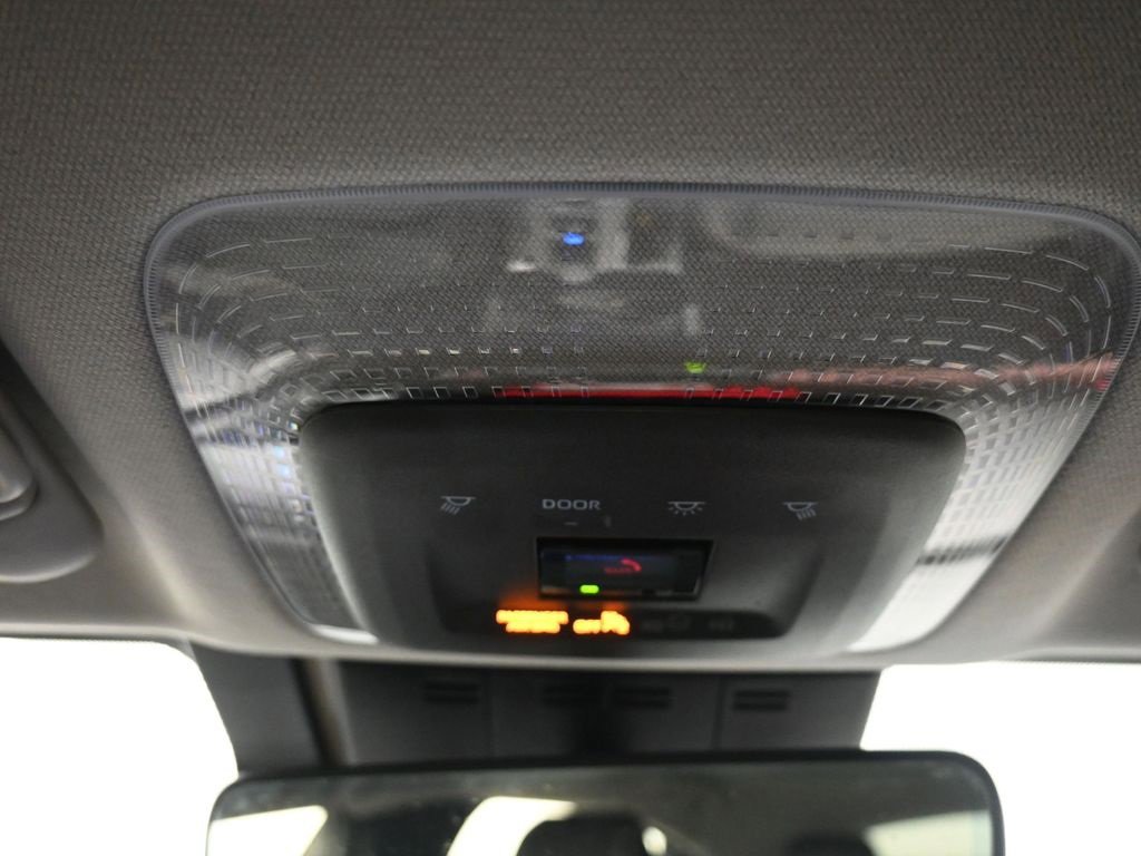 Used 2024 Toyota Prius Prime image 18