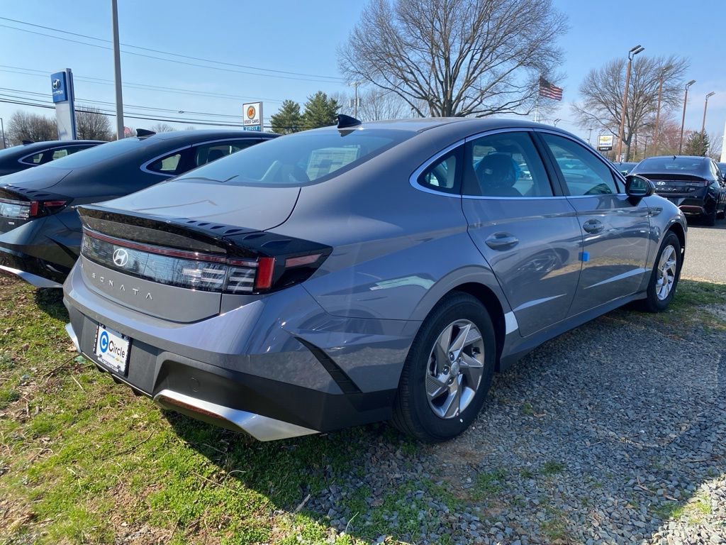 New 2026 Hyundai Sonata SE image 3