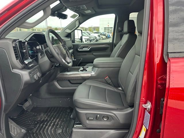 New 2026 Chevrolet Silverado 3500 LTZ image 2