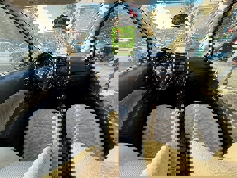 Used 2015 Nissan Versa Note SV image 15