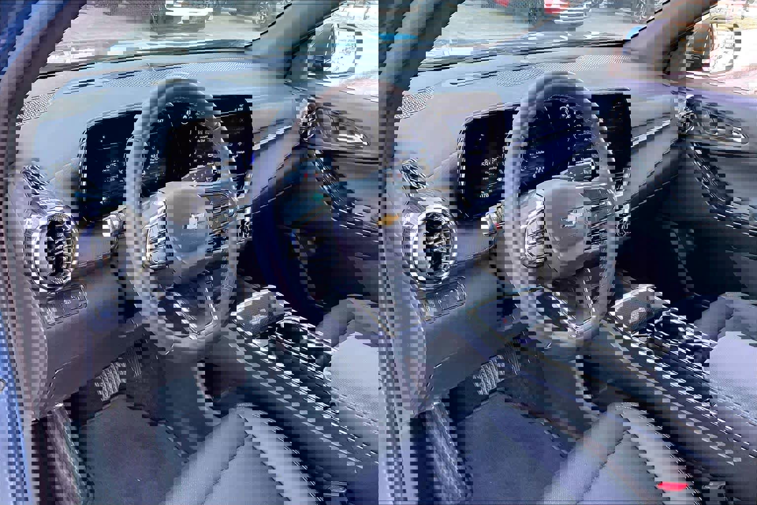 Certified 2025 Chevrolet Equinox LT w/ Convenience Package II image 15