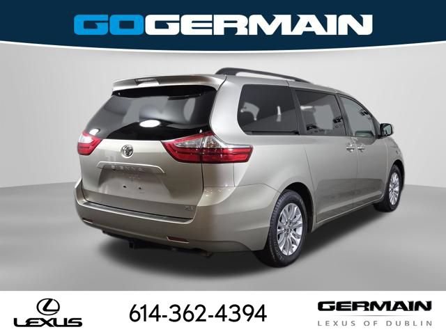 Used 2015 Toyota Sienna XLE FWD image 6