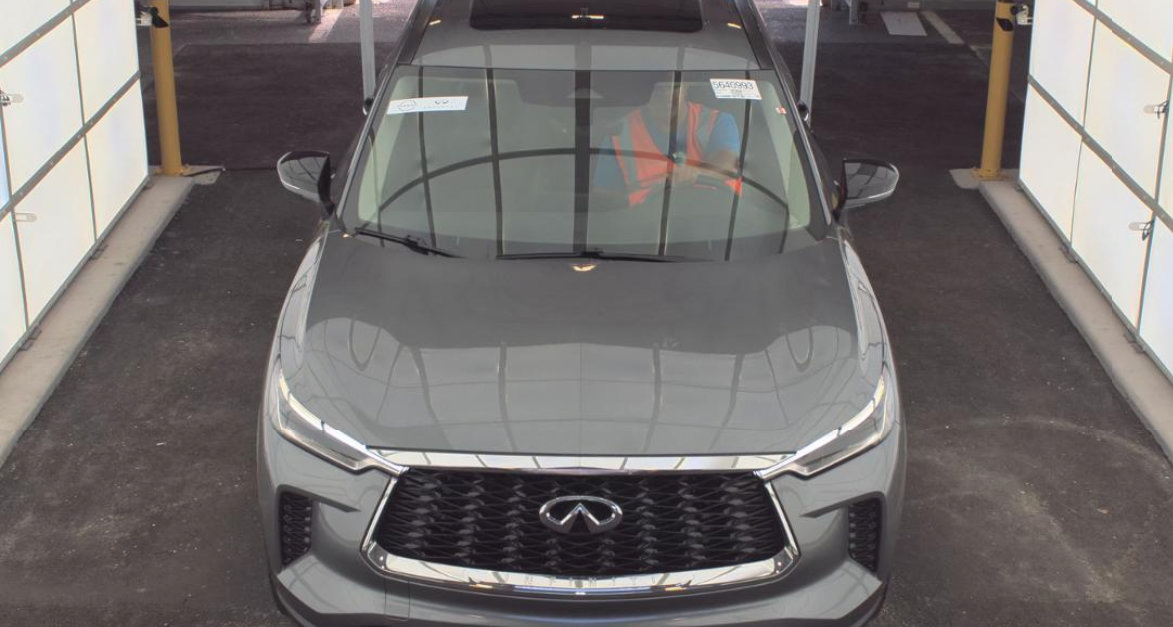 Certified 2023 INFINITI QX60 Pure FWD image 2