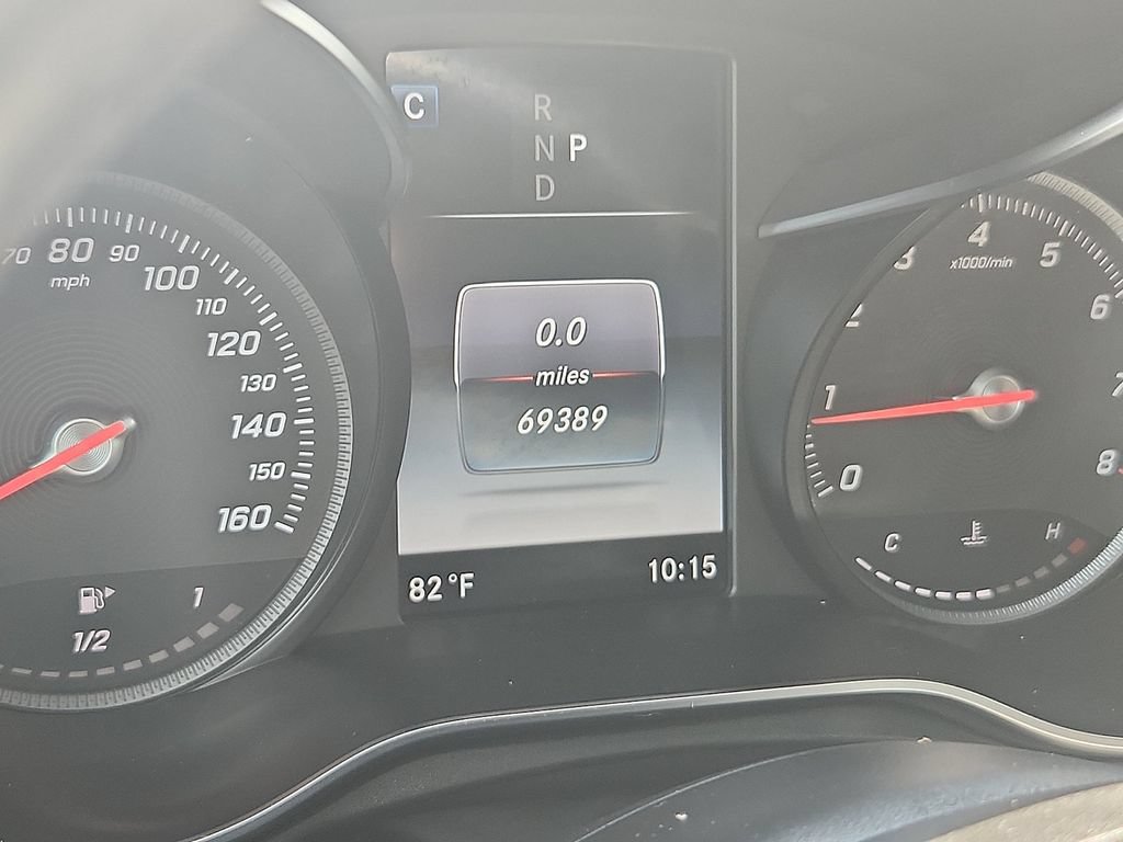 Used 2019 Mercedes-Benz GLC 300 4MATIC w/ Premium Package image 15