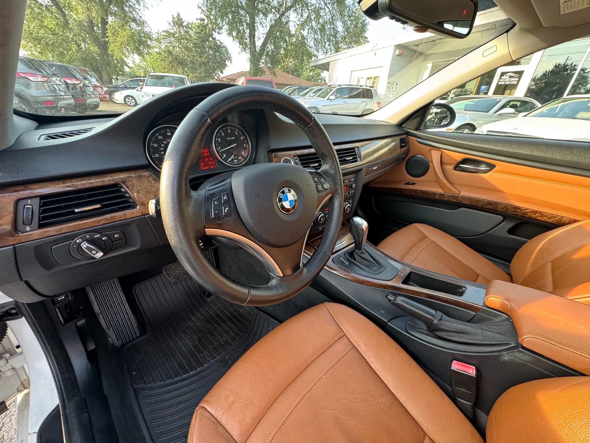 Used 2009 BMW 328i xDrive Coupe AWD/4WD image 9
