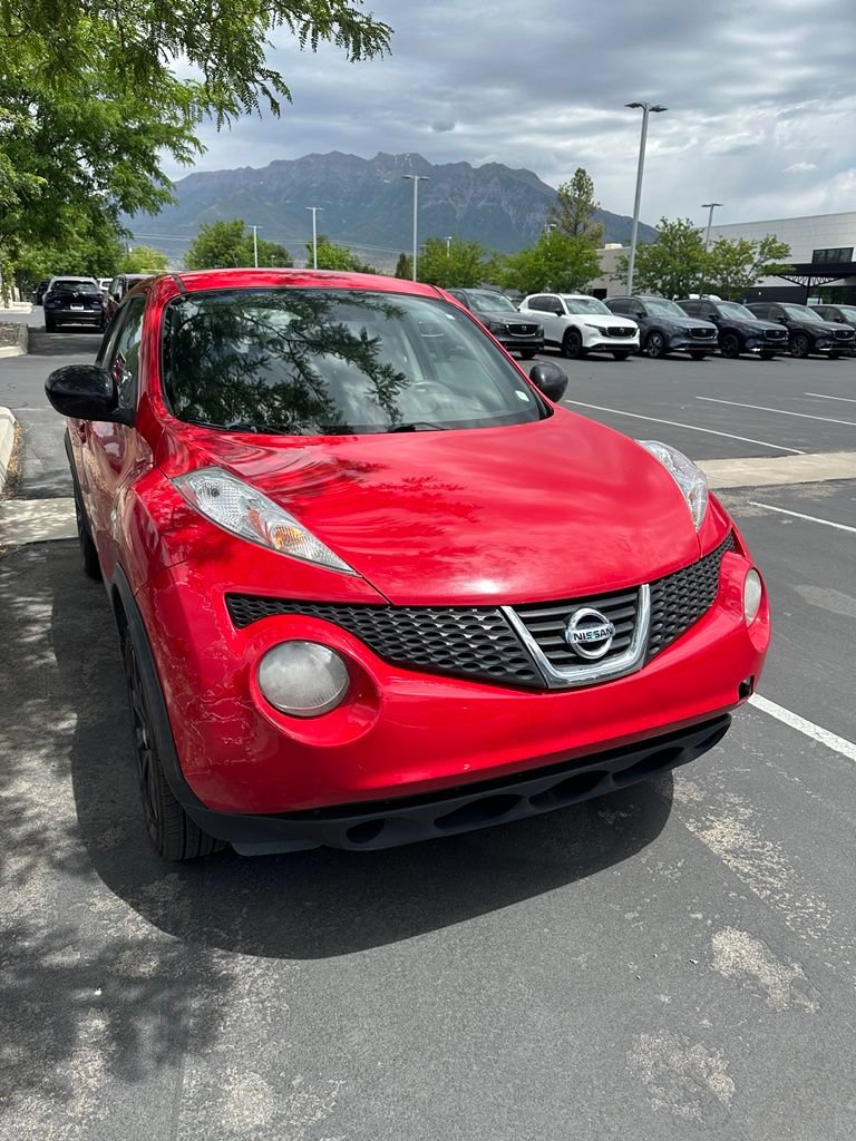 Used 2014 Nissan Juke S w/ Midnight Edition 2.0 FWD image 1