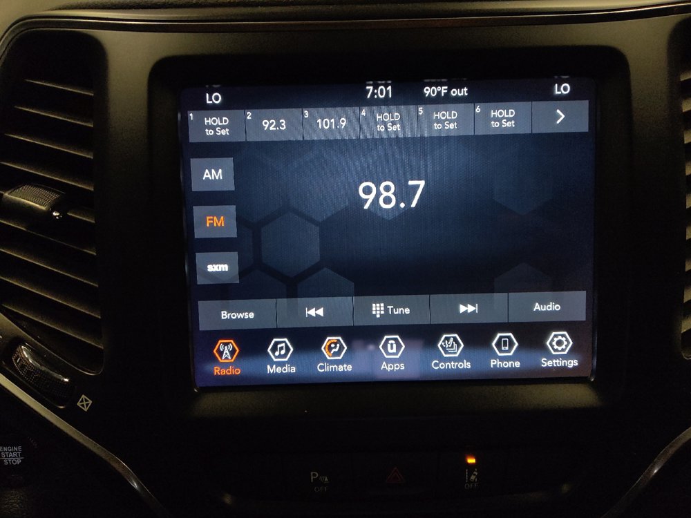 Used 2022 Jeep Cherokee Latitude Lux AWD/4WD image 25
