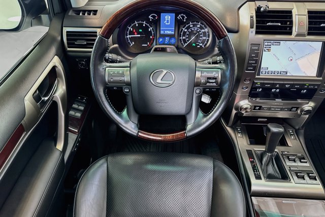 Used 2016 Lexus GX 460 Luxury AWD/4WD image 21