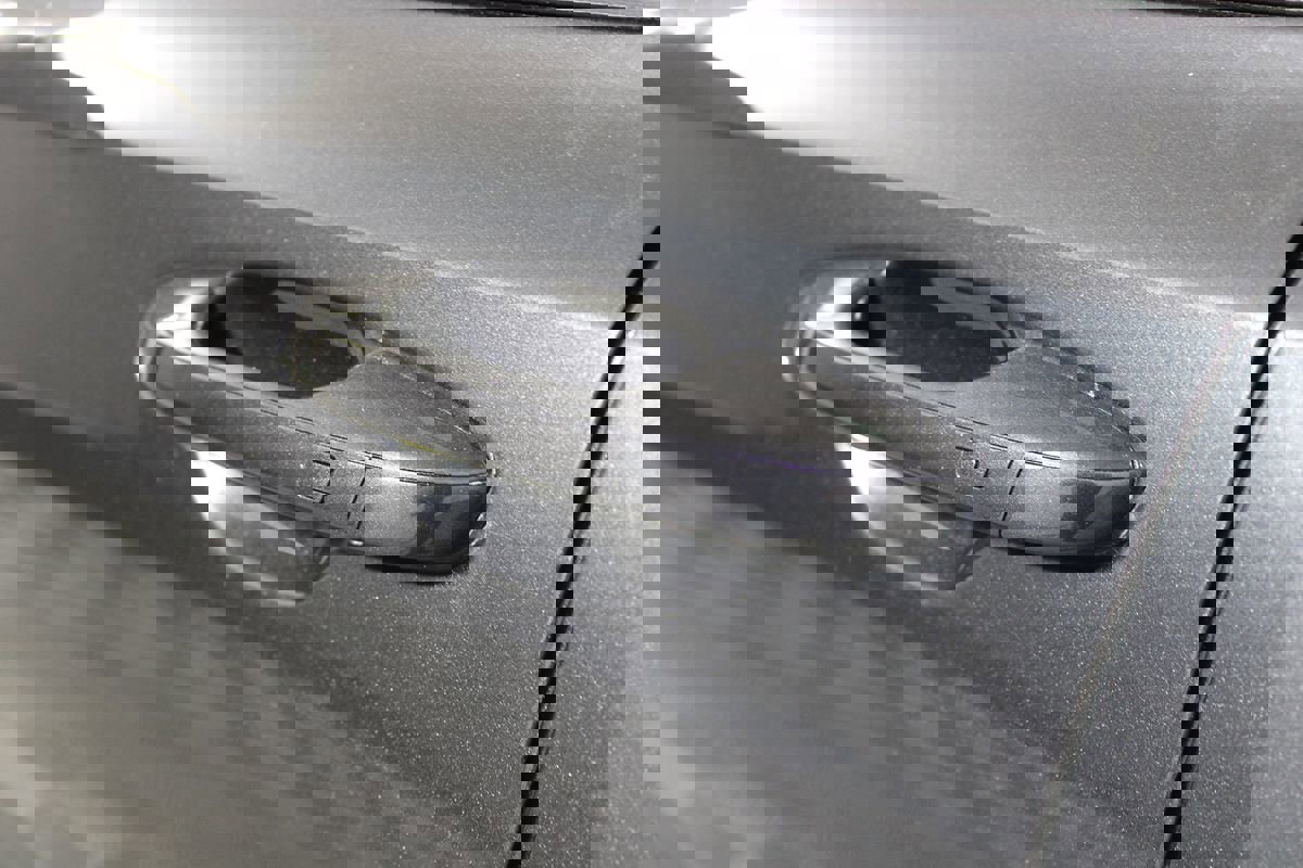 Used 2024 Kia Sorento LX image 34