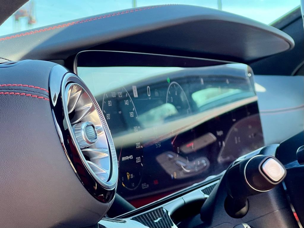 Used 2026 Mercedes-Benz AMG GT 63 image 31
