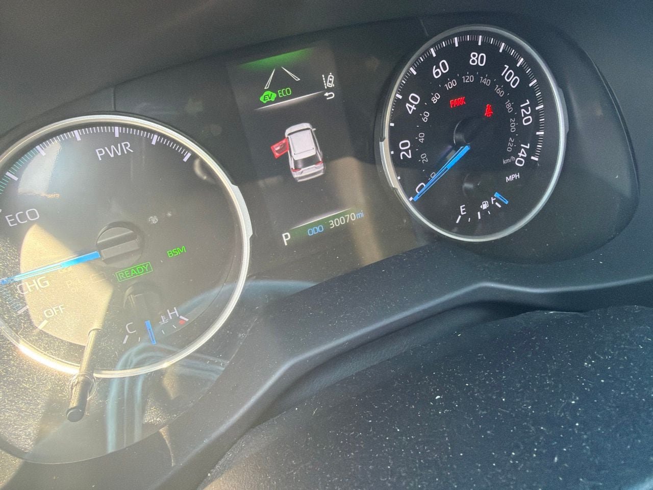 Used 2022 Toyota RAV4 XLE AWD/4WD image 11