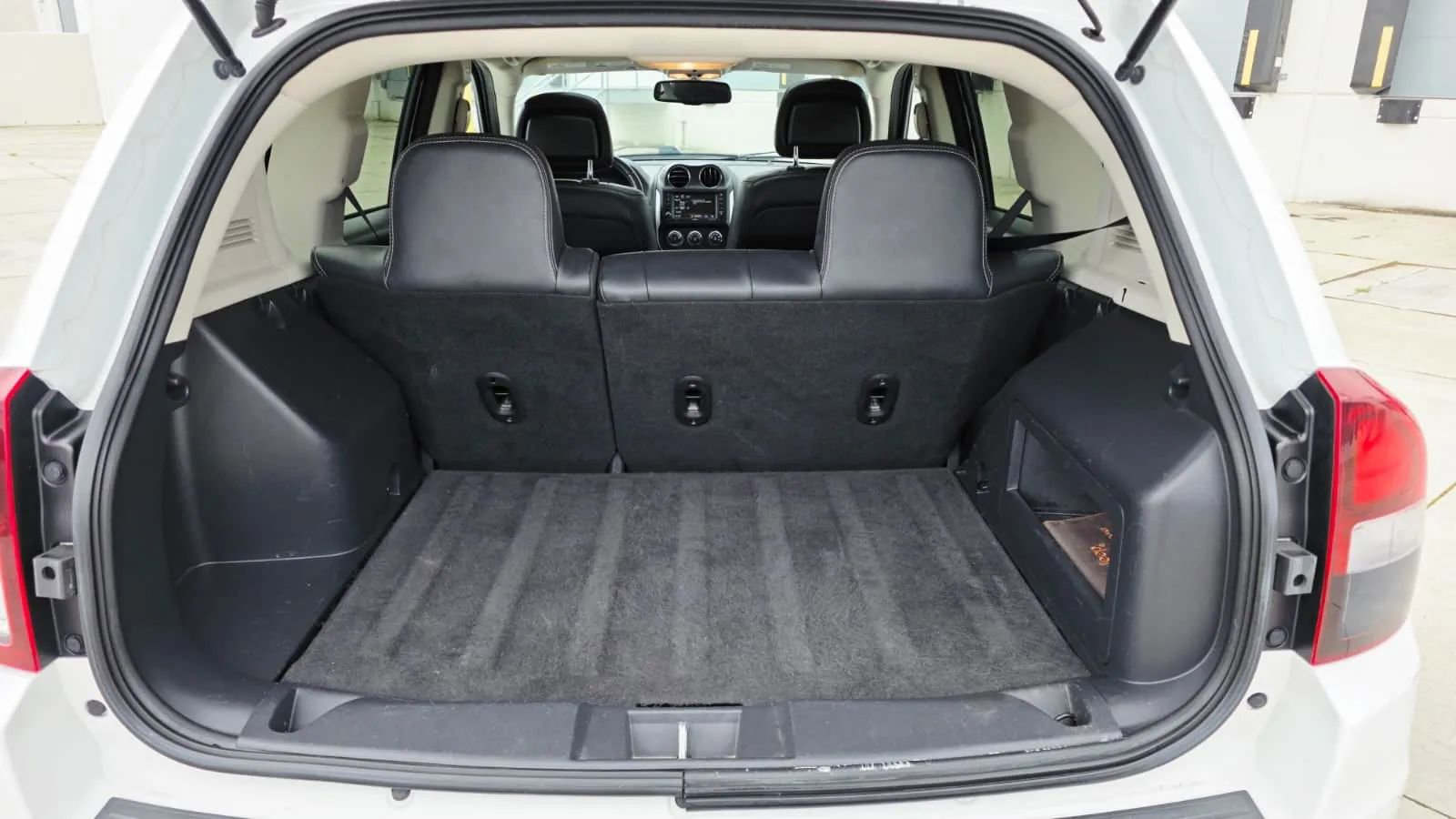 Used 2016 Jeep Compass High Altitude image 17