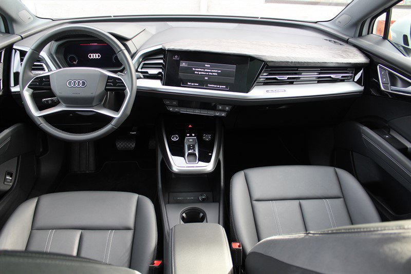 Used 2025 Audi Q4 e-tron Premium Plus w/ Premium Plus AWD/4WD image 29
