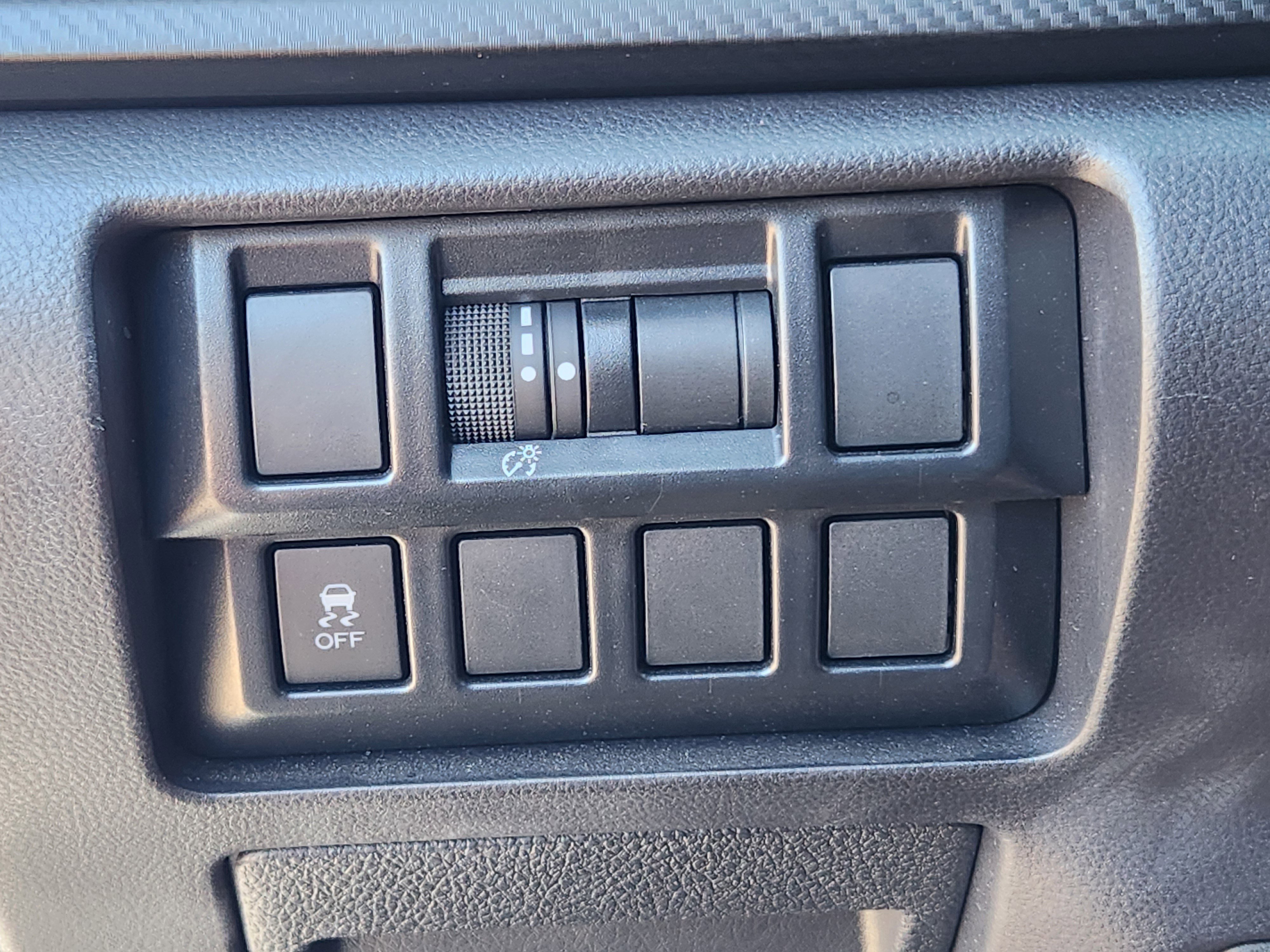 Used 2018 Subaru Impreza 2.0i image 24