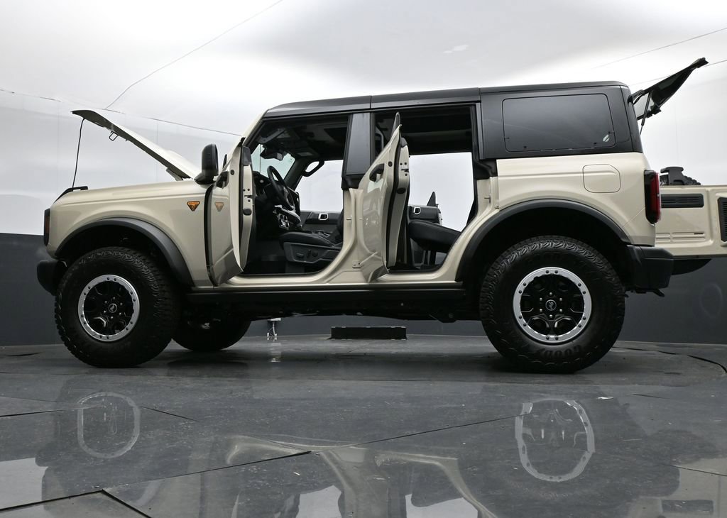 New 2026 Ford Bronco Badlands w/ Sasquatch Package image 36