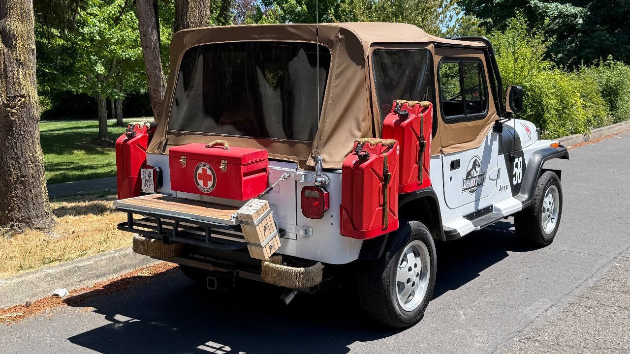 Used 1990 Jeep Wrangler S AWD/4WD image 4