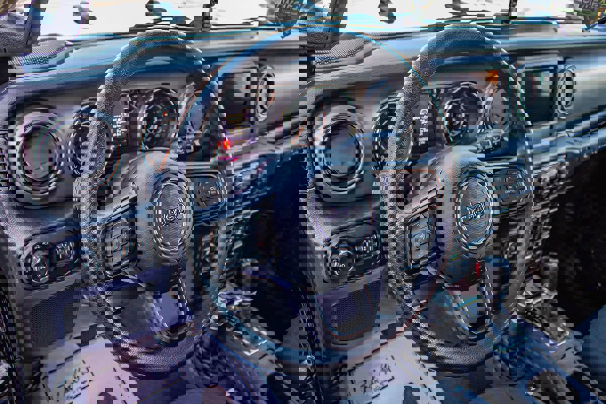 Used 2022 Jeep Wrangler Unlimited Sport image 22