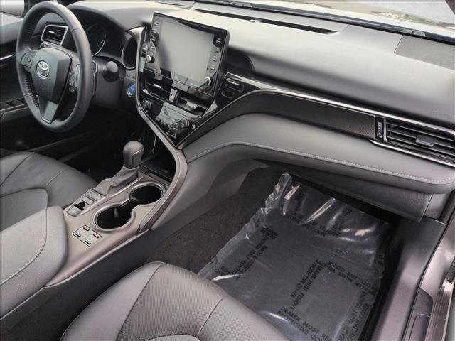 Used 2024 Toyota Camry XSE w/ Navigation Package image 22