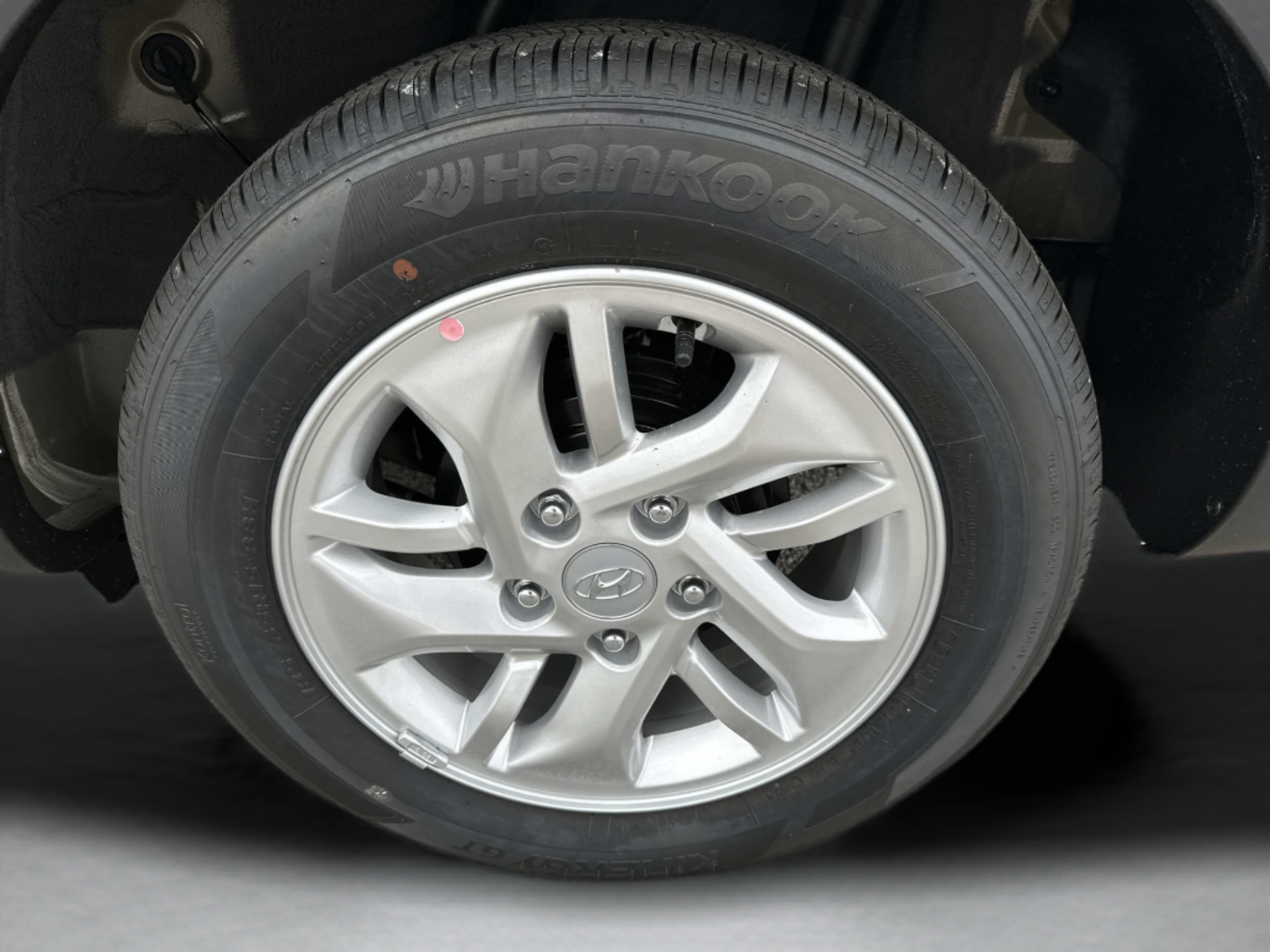 New 2026 Hyundai Venue SE FWD image 29