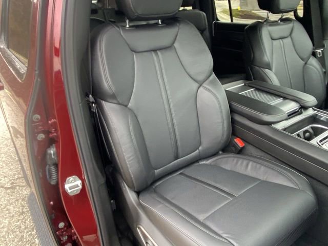 New 2024 Jeep Wagoneer L Series II image 26