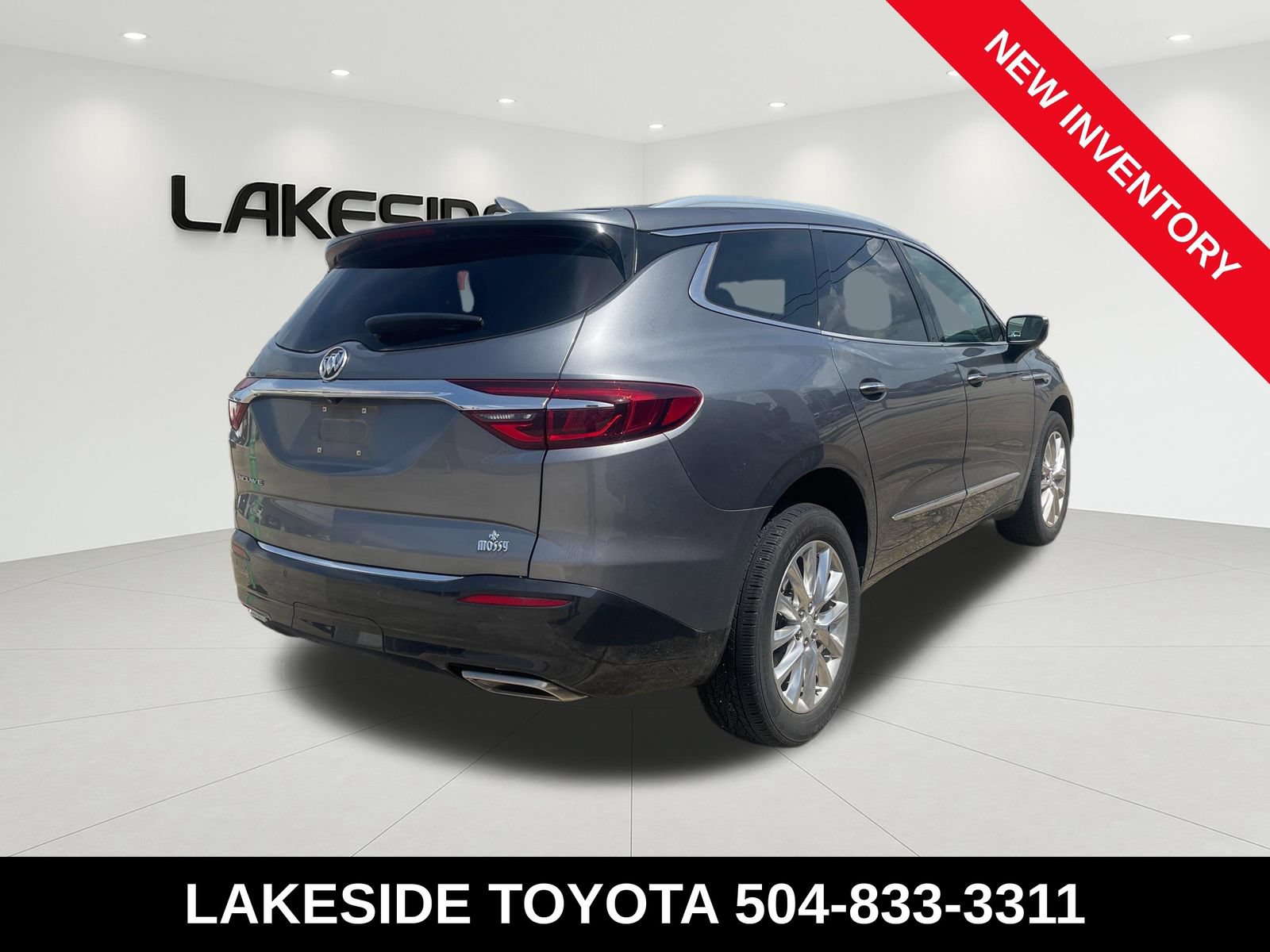 Used 2020 Buick Enclave Essence w/ Sound and Sites Package FWD image 5