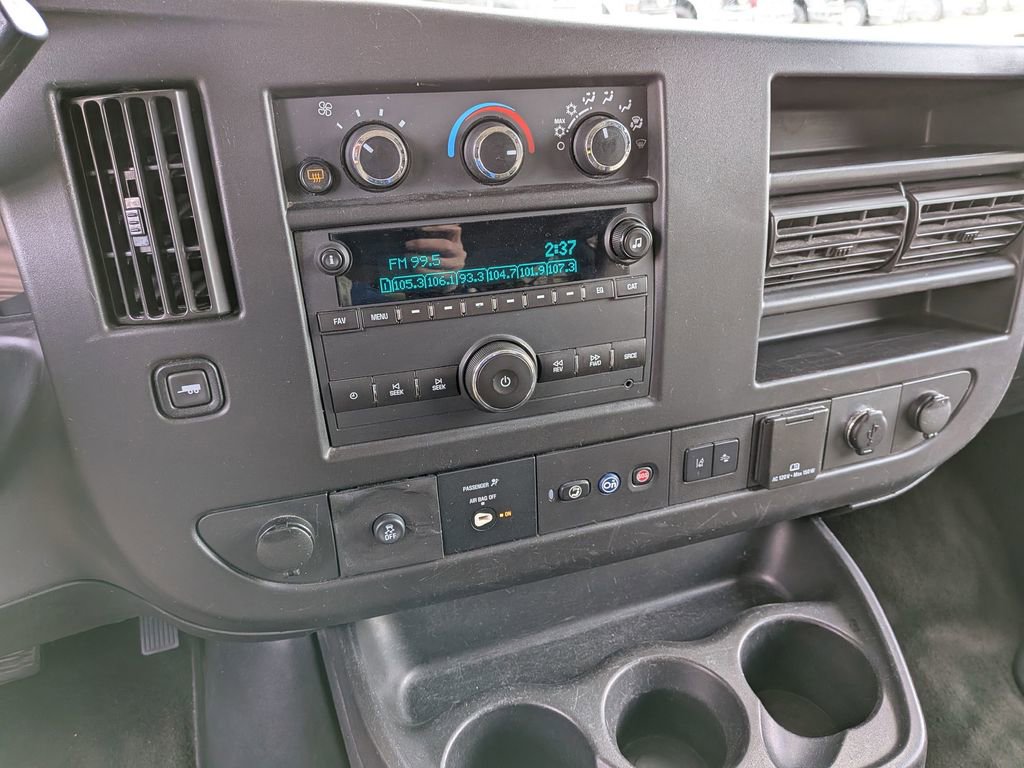 Used 2019 Chevrolet Express 3500 LT w/ LT Preferred Equipment Group image 6