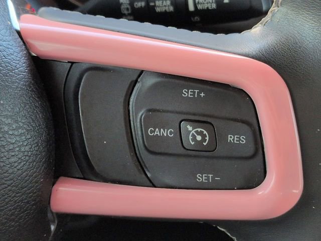 Used 2018 Jeep Wrangler Unlimited Sahara AWD/4WD image 24