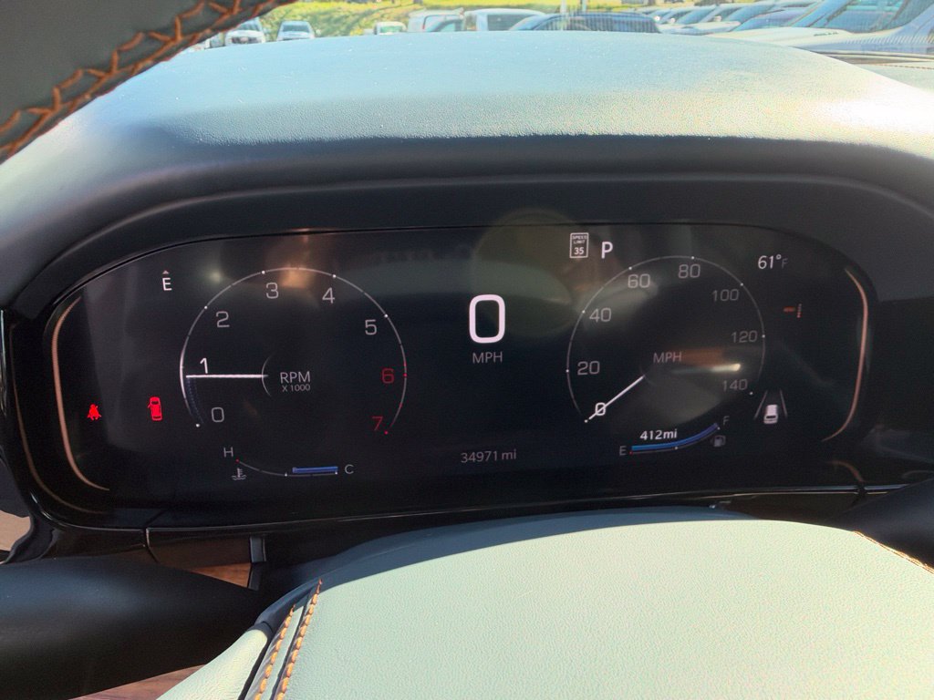 Used 2024 Jeep Grand Wagoneer Series III w/ Rear Seat Video Group 1 AWD/4WD image 29