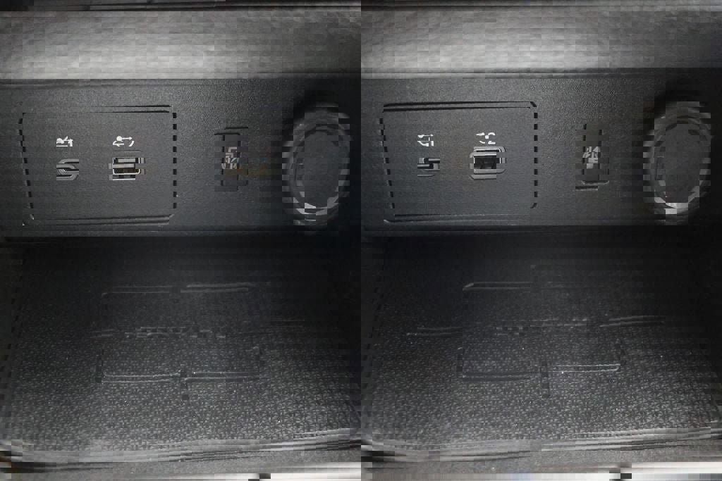 Used 2023 Mitsubishi Outlander SEL image 27