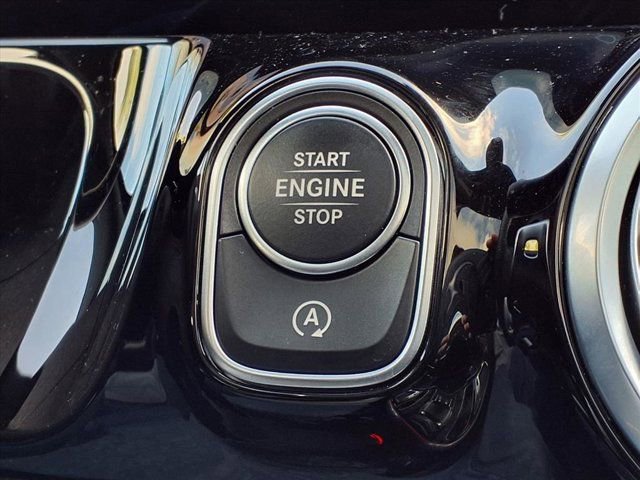 Used 2025 Mercedes-Benz GLA 35 AMG 4MATIC image 25