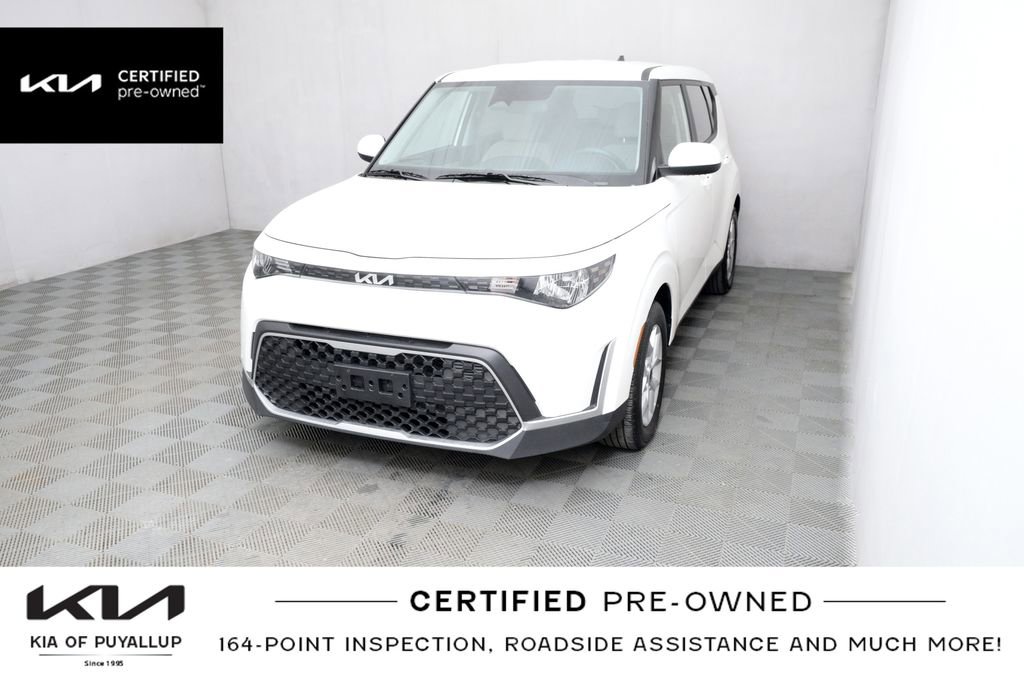 Certified 2025 Kia Soul LX FWD image 1