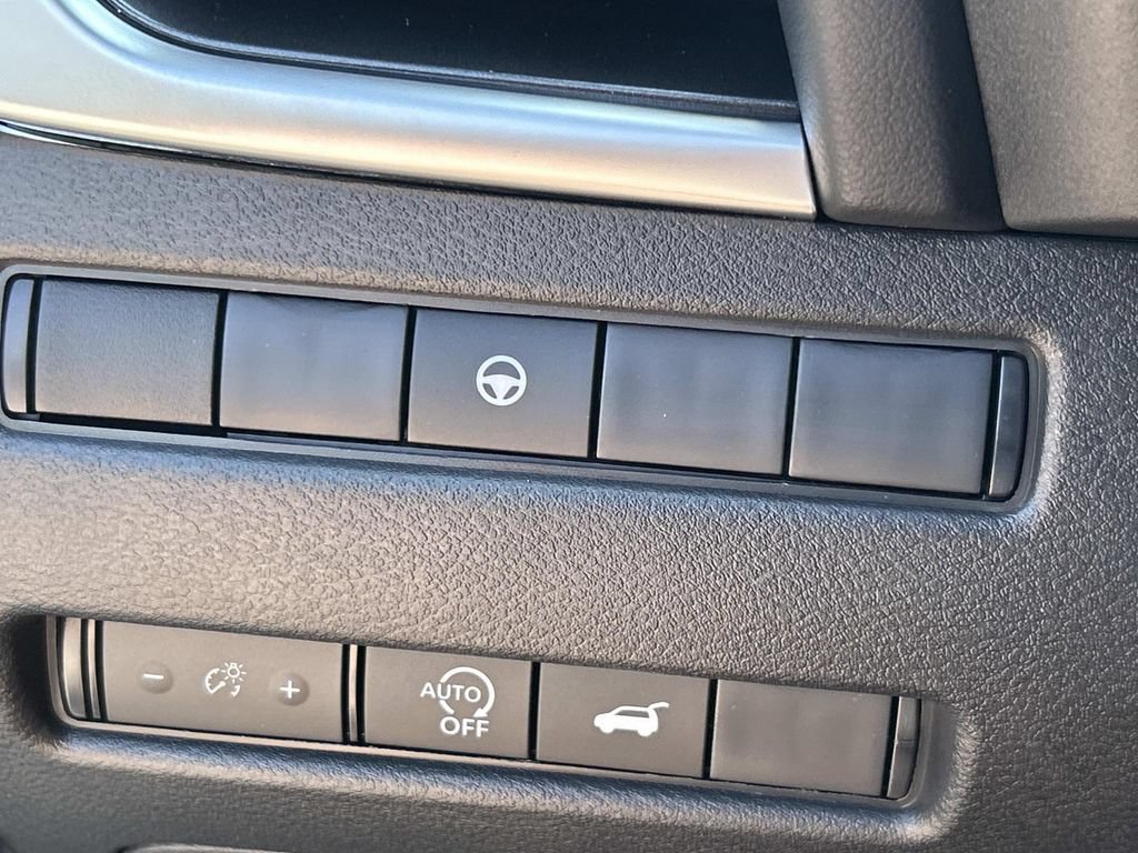 New 2026 Nissan Rogue Dark Armor FWD image 28