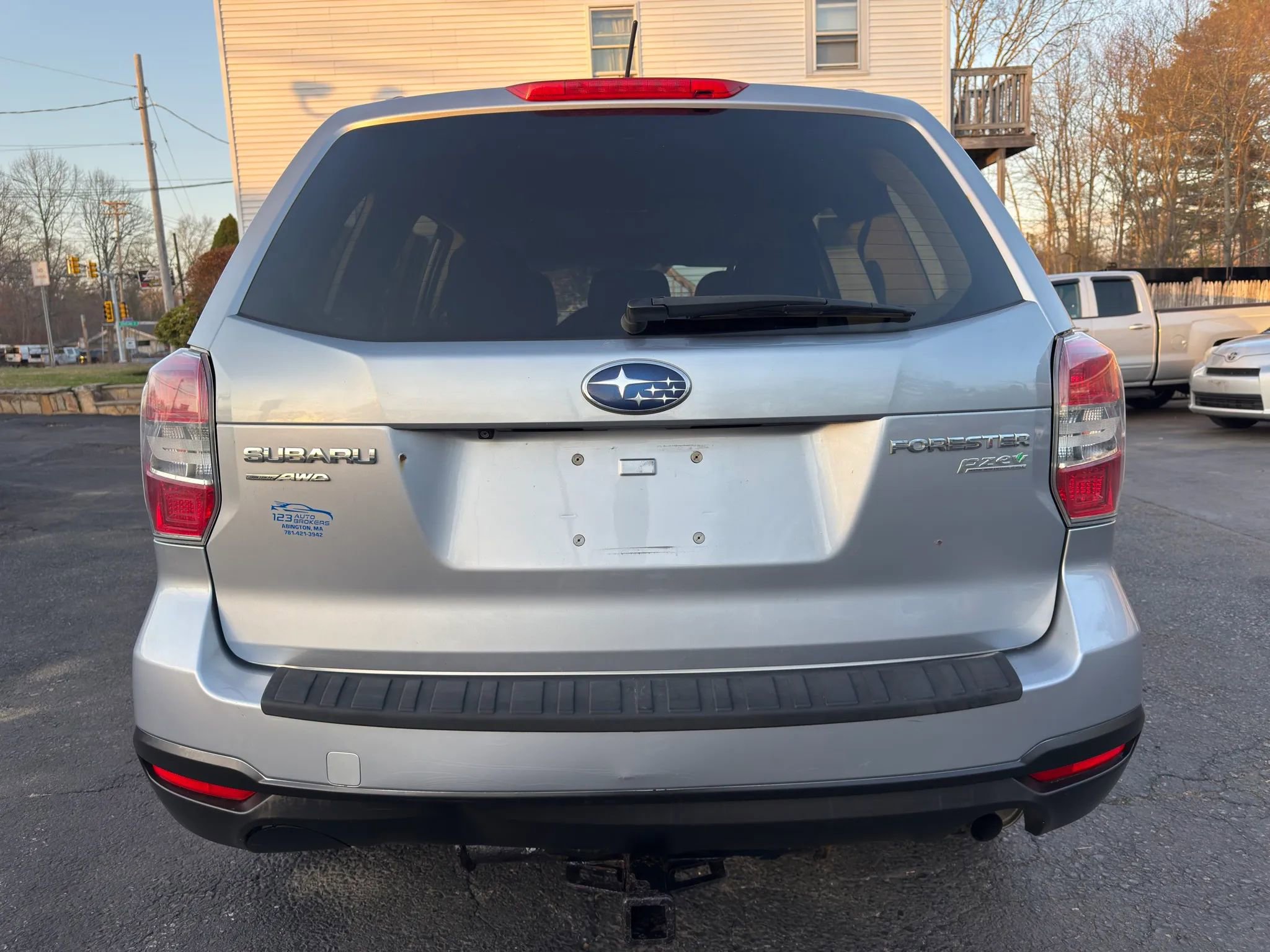 Used 2015 Subaru Forester 2.5i Premium w/ All-Weather Package AWD/4WD image 5