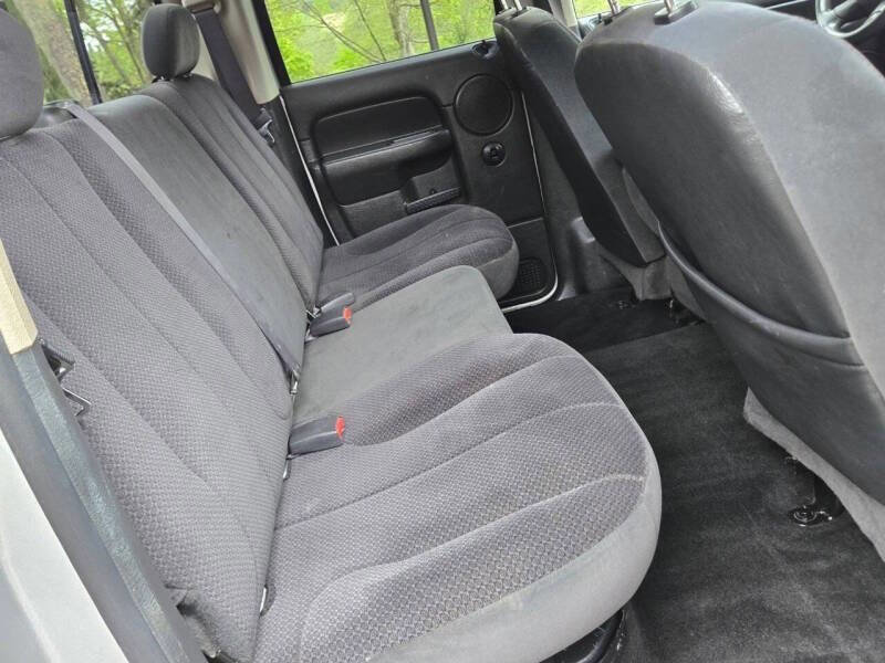 Used 2005 Dodge Ram 3500 Truck SLT w/ Trailer Tow Group AWD/4WD image 16