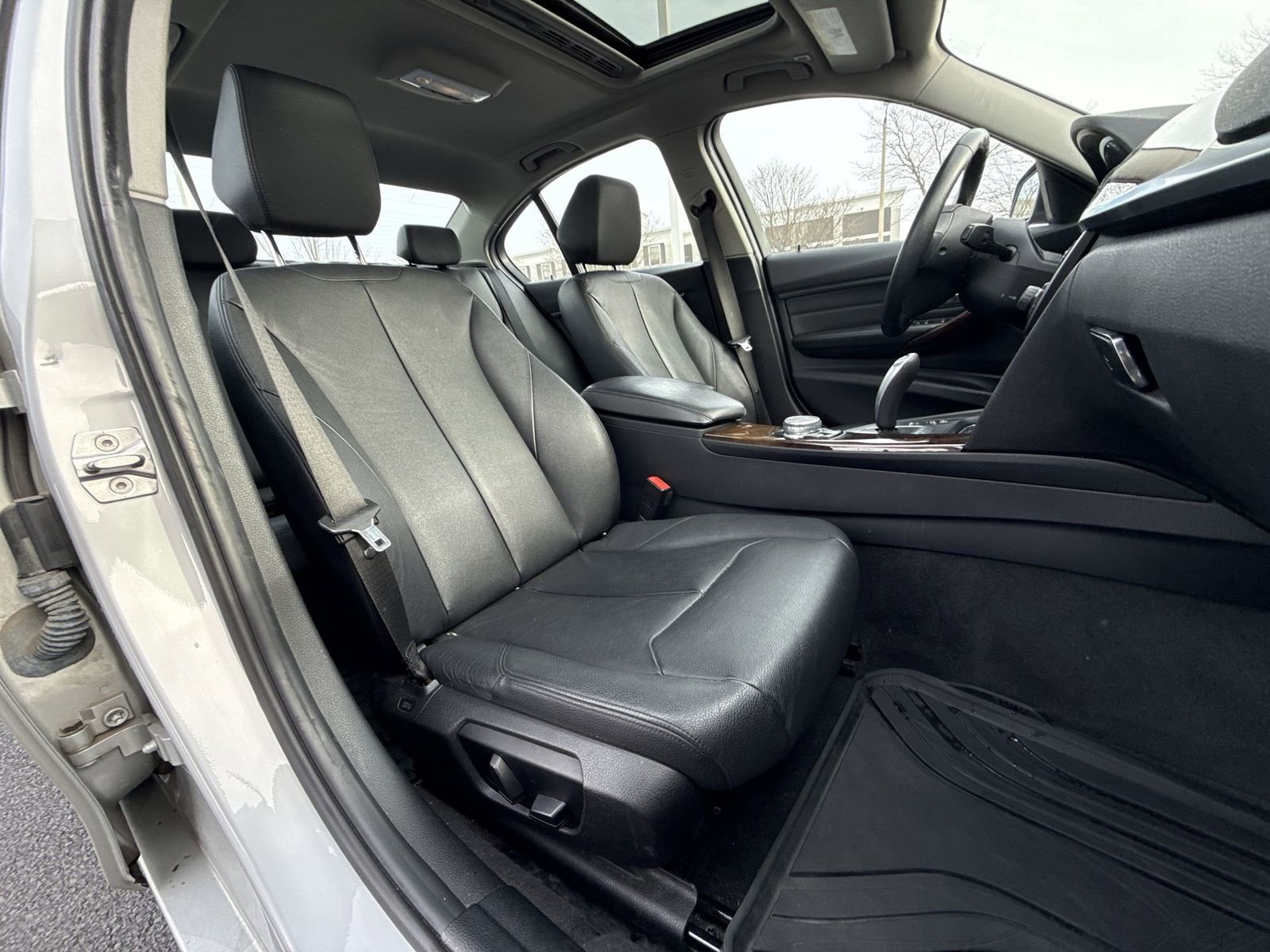 Used 2015 BMW 328i xDrive Sedan image 24