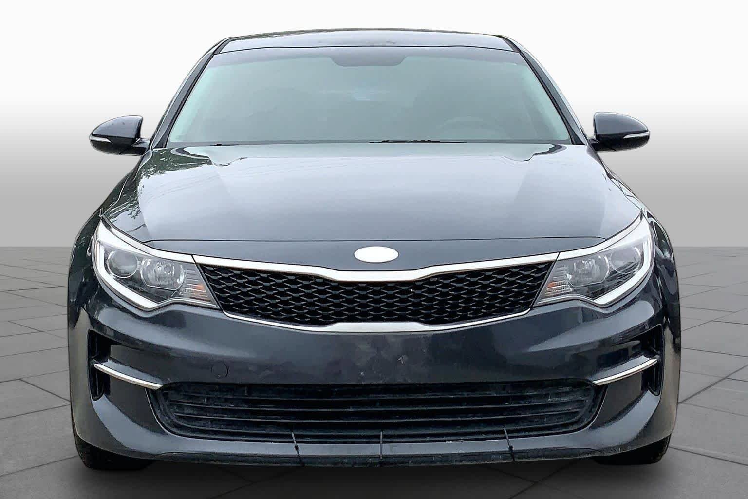Used 2018 Kia Optima LX FWD image 4